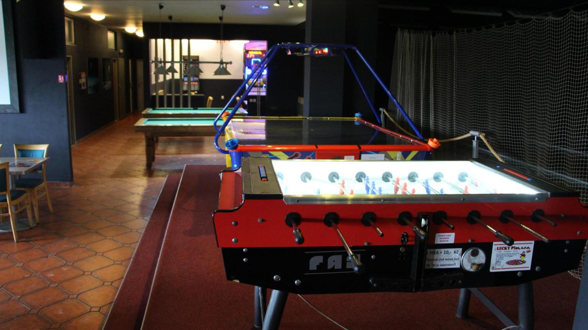 Penzion Raketa Bowling Opava Exterior photo